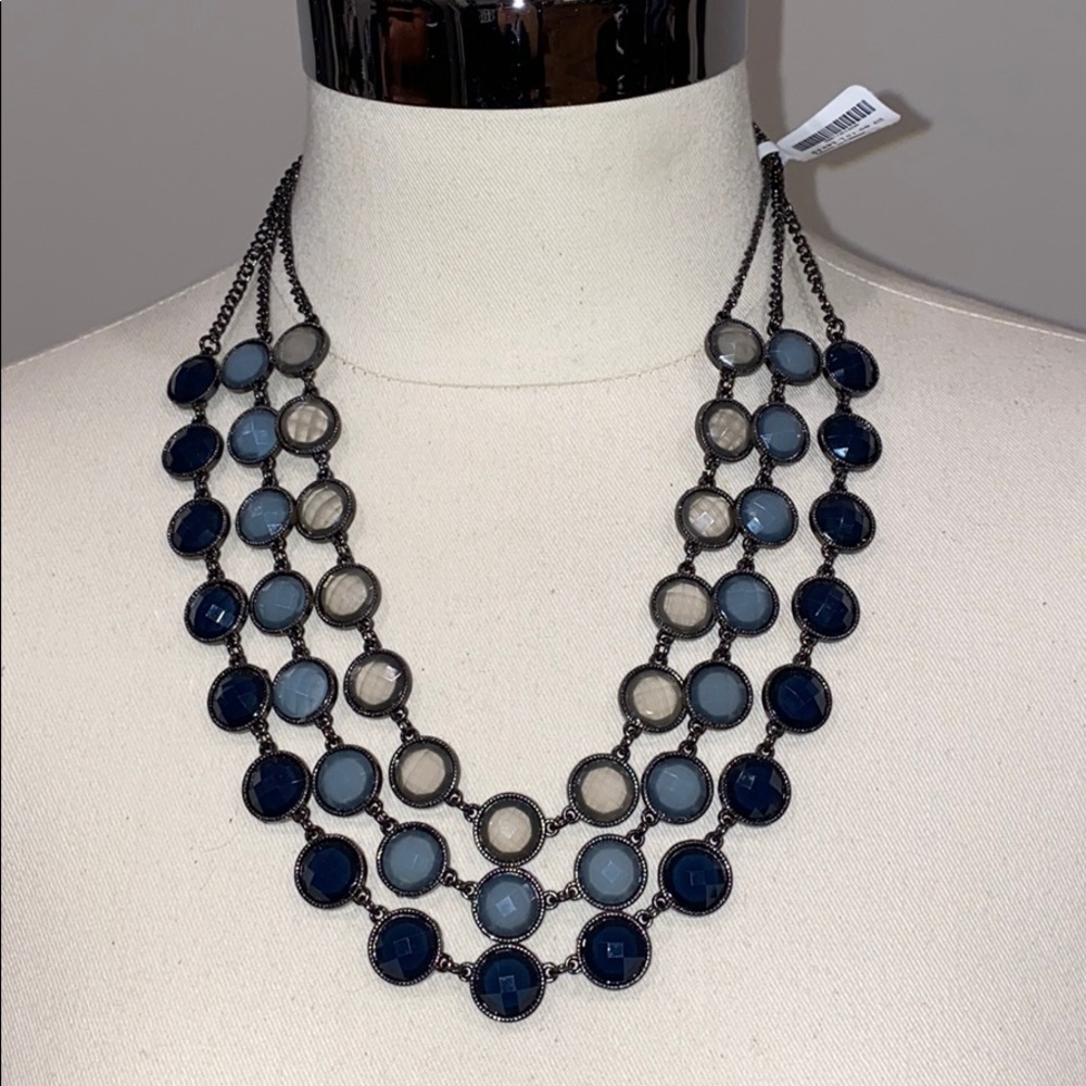 Statement necklace